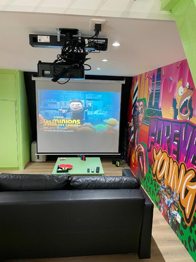 Capsule Forever Young - Jacuzzi - Sauna - Billard - Arcade De Jeux - Netflix & Home Cinema - Ping Pong Hastiere-par-dela Extérieur photo