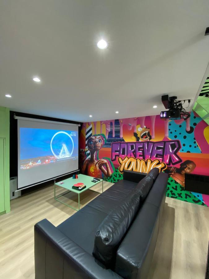 Capsule Forever Young - Jacuzzi - Sauna - Billard - Arcade De Jeux - Netflix & Home Cinema - Ping Pong Hastiere-par-dela Extérieur photo